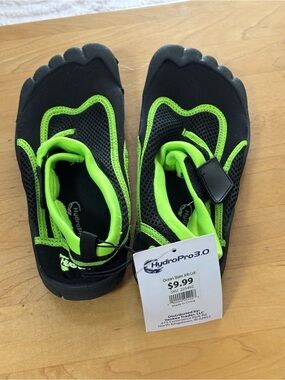 HydroPro Women’s Black and Neon Green Water Shoes — Quick-Dry Fit